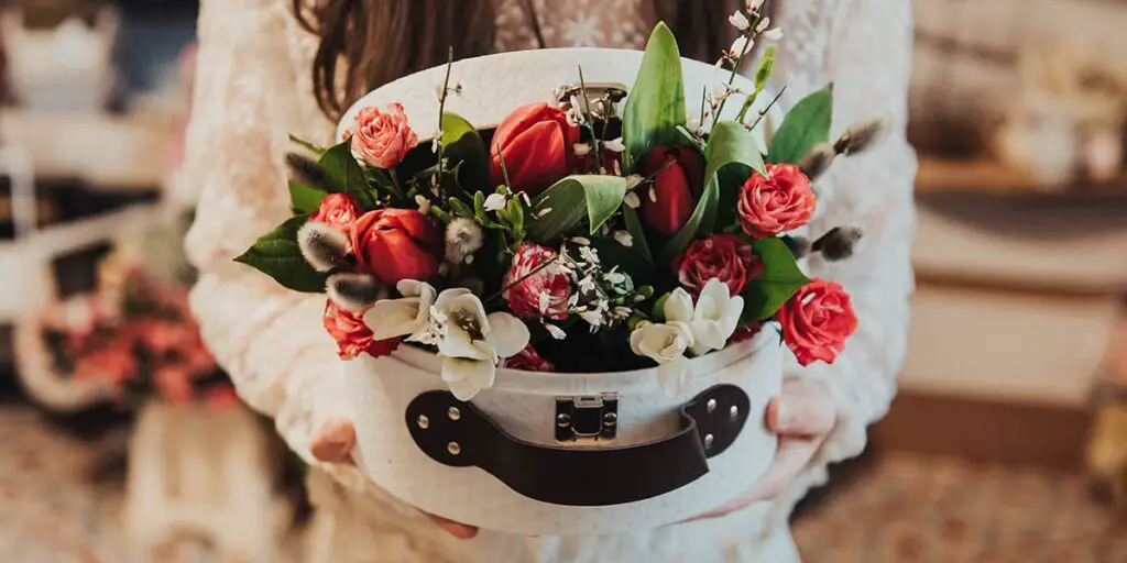 5 Steps to Ensure Your Flowers Arrive Fresh When Ordered Online in Perth