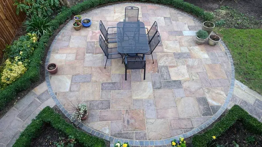 Creative Flagstone Patio Ideas for Every Backyard Size and Style