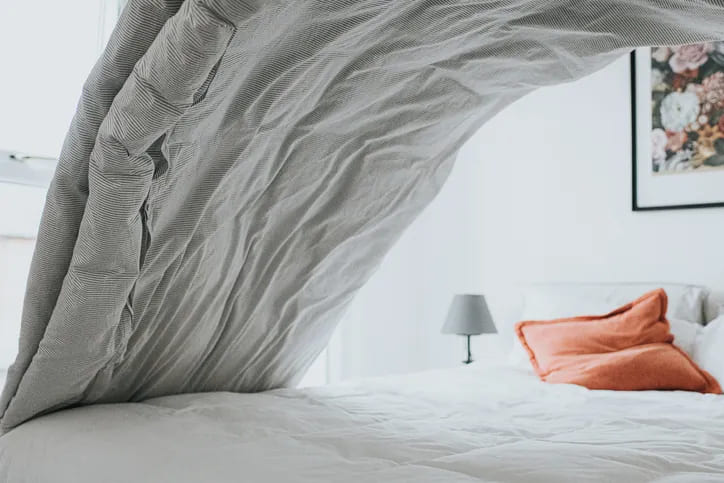 The Pros and Cons of Zippered Bedding: Is It Right for You?