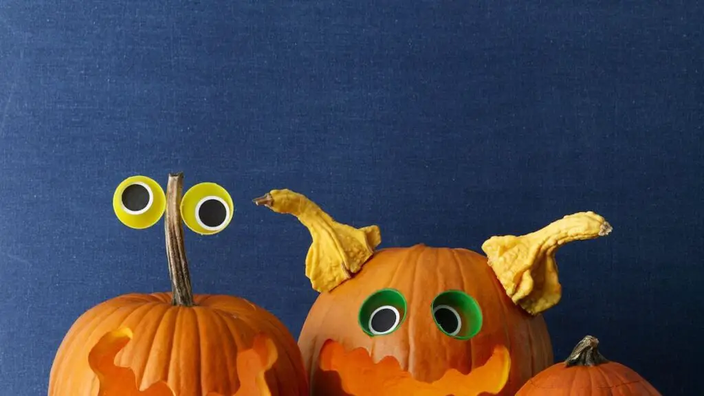 10 Fun and Easy Pumpkin Decorating Ideas for the Whole Family