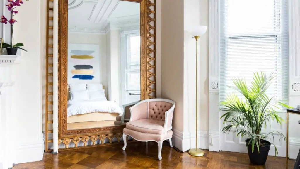 Mirrors for Doors The Ultimate Guide to Stylish Reflections