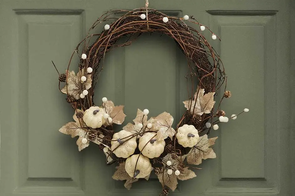 Top 10 Autumn Door Wreaths to Elevate Your Fall Decor