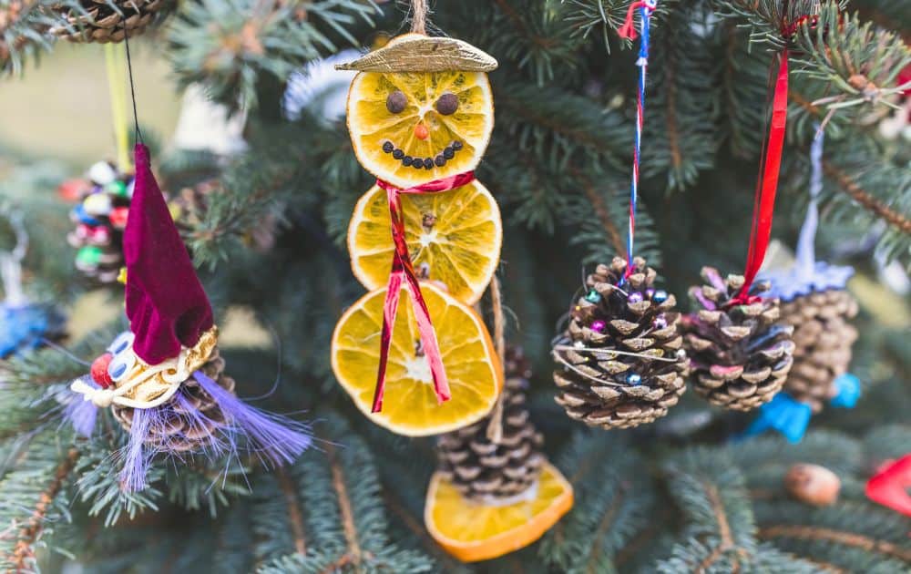 Eco-Friendly Christmas Decorations: Celebrate Sustainably This Year!