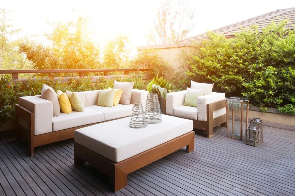 Elegant Patio Furniture: How to Create a Stylish and Comfortable Outdoor Oasis